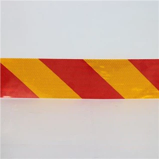 C3 Zadnja označevalna ploščica/nalepka za vozila