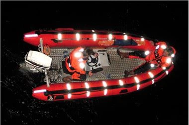 Odsevni trak za čolne